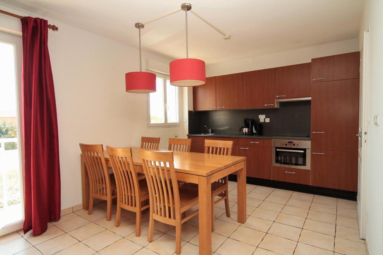 Residence La Pinede Le Barcares Bagian luar foto